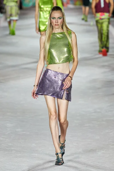 Look 62